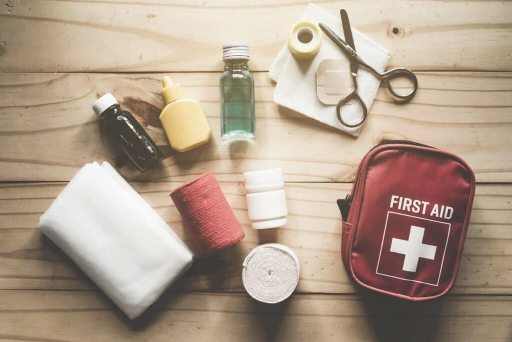 First aid emergency kit